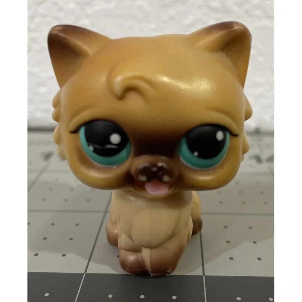 Littlest Pet Shop Cat Magic Motion Brown Persian Teal Eye YUM YUM Kitty LPS 2005